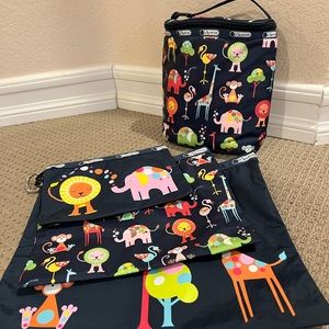 LeSportsac - Ryan print - 3 pouches and cooler